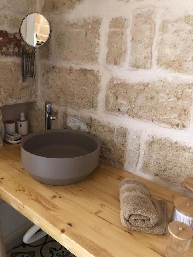 Trullo Del Sol Guest House เชจลีเมสซาปิกา ภายนอก รูปภาพ