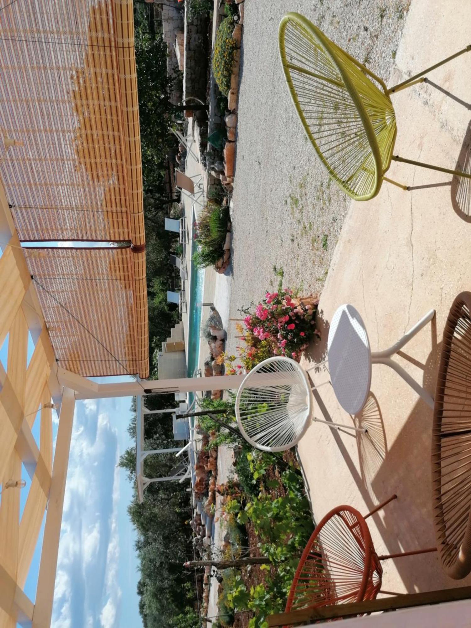 Trullo Del Sol Guest House เชจลีเมสซาปิกา ภายนอก รูปภาพ